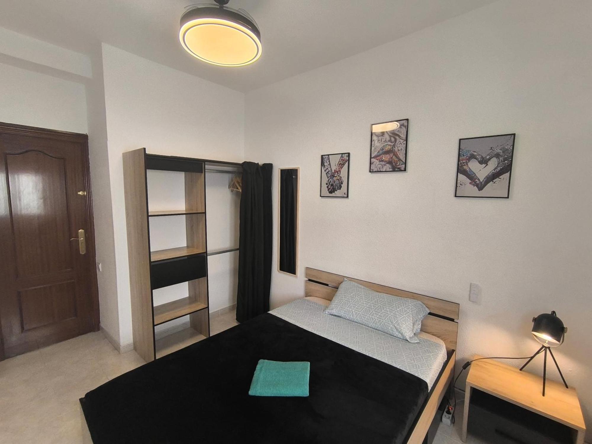 Guesthouse Shared With Host Alicante Zewnętrze zdjęcie